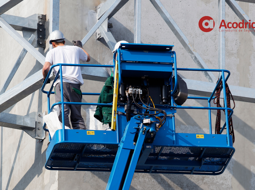 Qué vehículos asegurar elevadora autopropulsada Acodrid